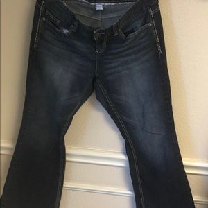 Maurices jeans!
